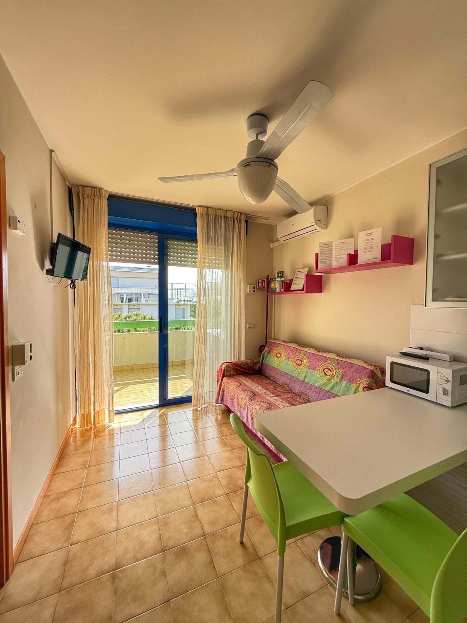 Grazioso Appartamento N 66 A Bibione A 100 Mt Dal Mare Екстер'єр фото